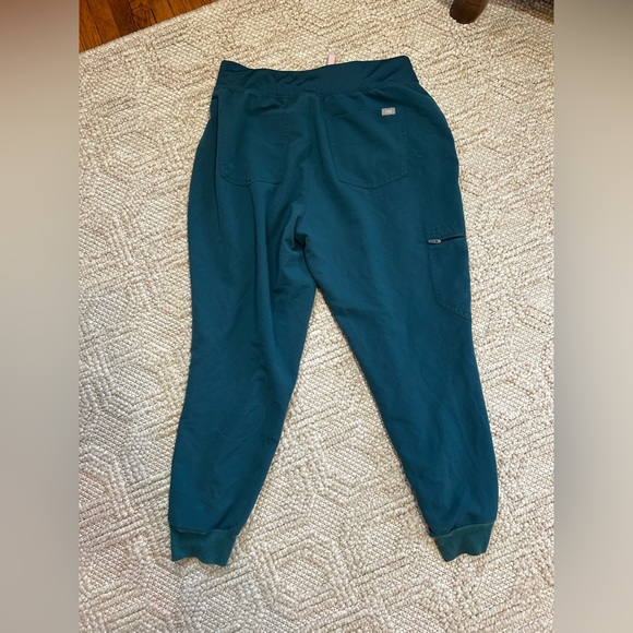 Figs Scrubs - Picture 4 of 4